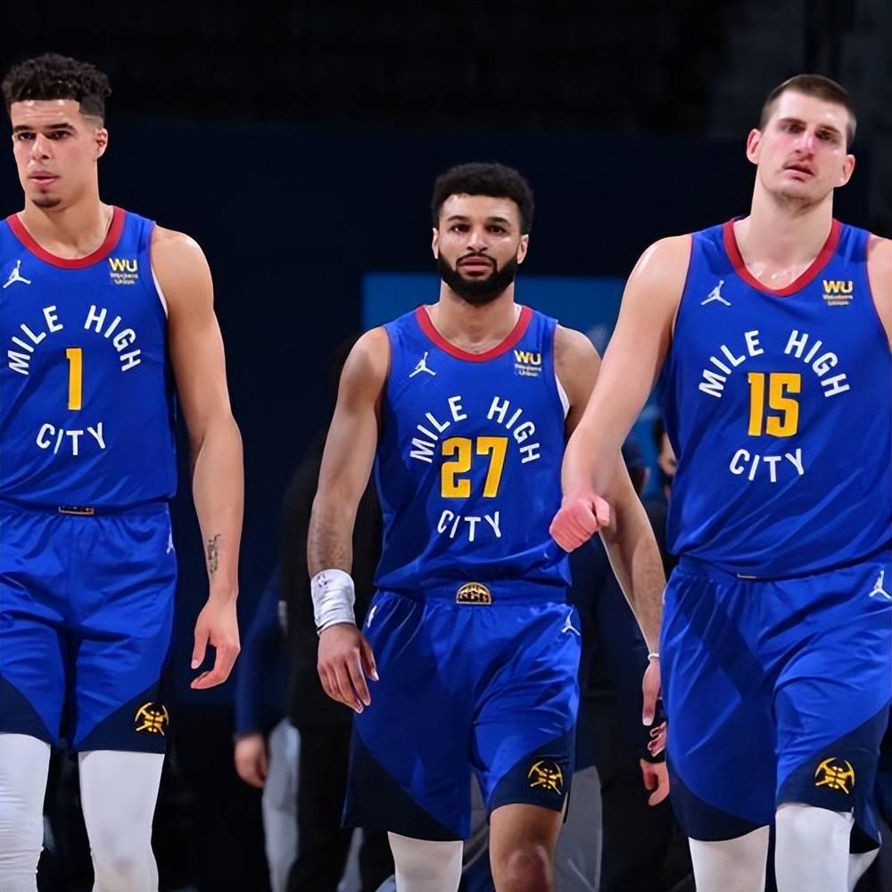 懂球帝12周年120大瞬间决赛：梅西捧大力神杯PK武磊绝平巴萨（懂球帝12周年120大瞬间总决赛：梅西捧大力神杯对决武磊读秒绝平巴萨）