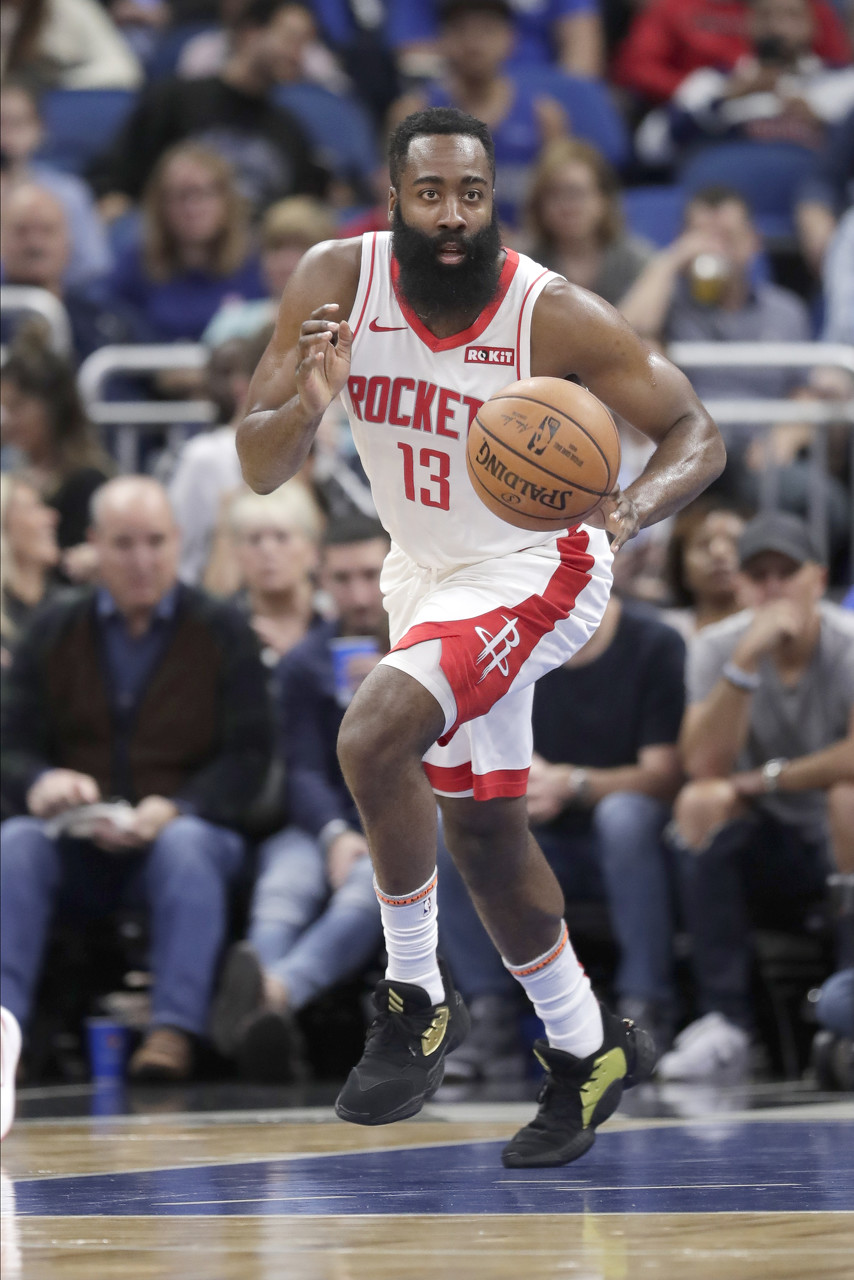 NBA战报：康宁汉姆29分8助，活塞138-135险胜热火（NBA快讯：康宁汉姆29分8助攻，活塞138-135力克热火）